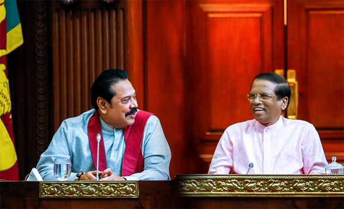 Sri Lanka Prime Minister Mahinda Rajapaksa with Sri Lanka President Maithripala Sirisena