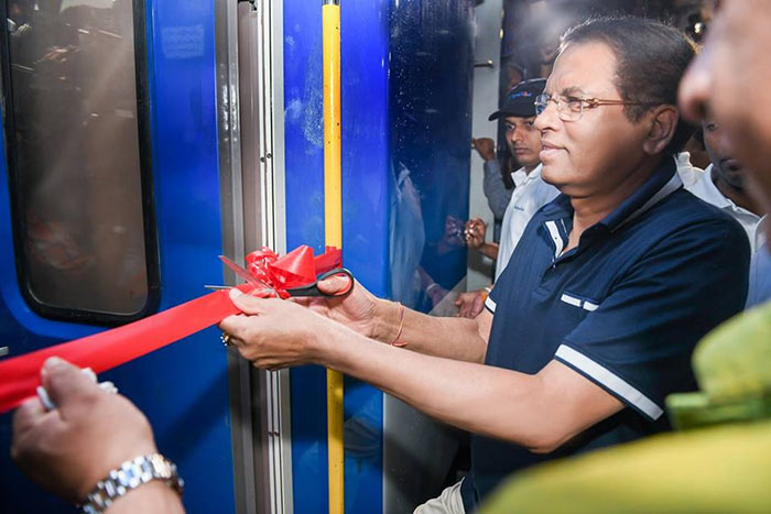 The train with most modern facilities named Mathin Nidahas Ratak