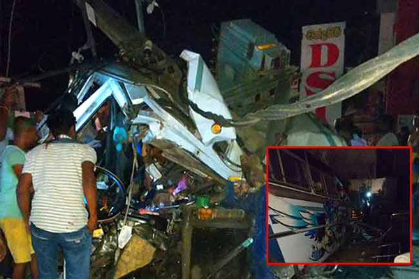 Bus accident in Marawila