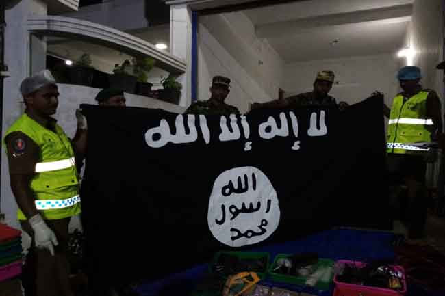 Islamic state ISIS banner found in Samanthurai Ampara Sri Lanka