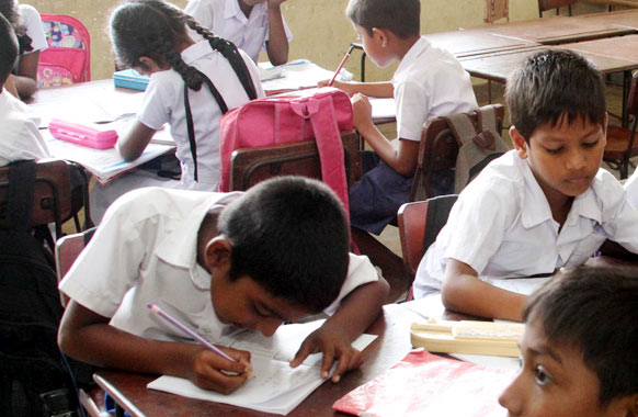 School children in Sri Lanka