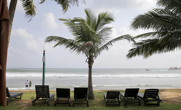 Sri Lanka tourism industry is on crisis after the easter bomb attacks