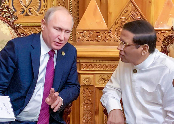 Vladimir Putin with Maithripala Sirisena - Sri Lanka President meets Russia President