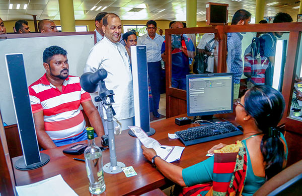 Minister Mahinda Amaraweera is at Department of Motor Traffic