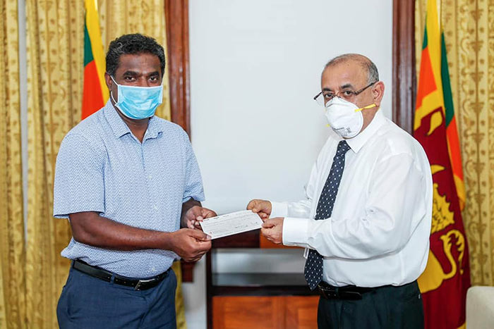 Muttiah Muralitharan donated for COVID-19 healthcare and social security fund in Sri Lanka