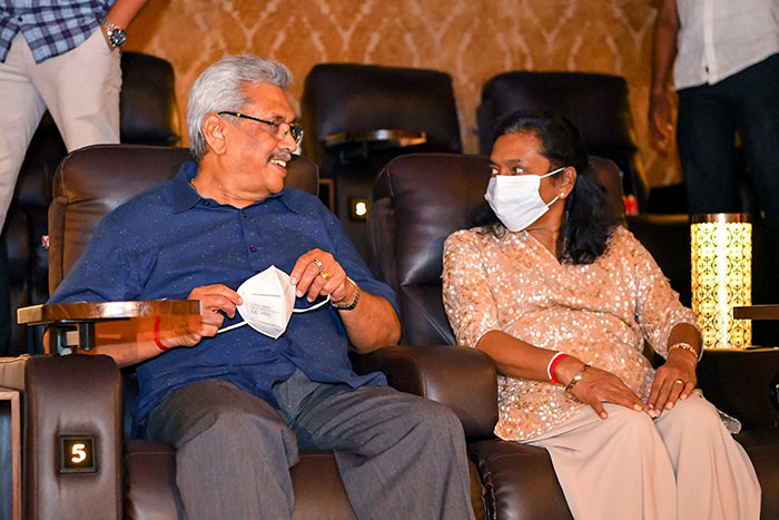 Sri Lanka President Gotabaya Rajapaksa with his Wife Ioma Rajapaksa