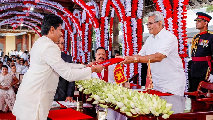 Channa Jayasumana was sworn in as State Ministers