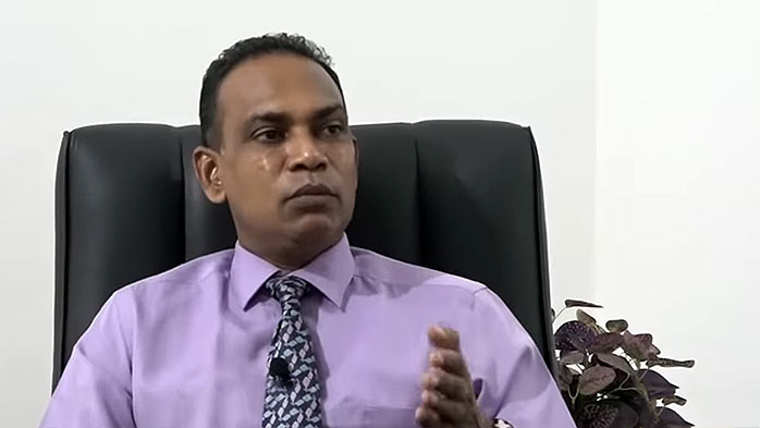 Dr. Jayaruwan Bandara