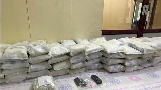 340 kg heroin seized from Sri Lankan boat