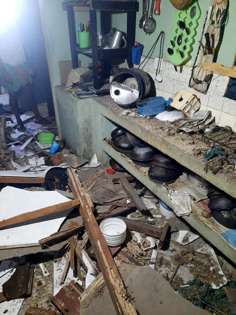 Domestic gas cylinder explodes at house in Pannipitiya, Kottawa - Sri Lanka