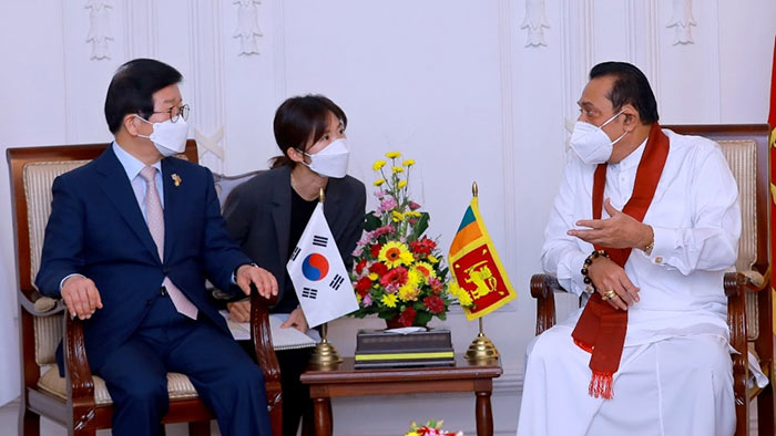 Speaker of the National Assembly of South Korea Park Byeong-seug meets Prime Minister of Sri Lanka Mahinda Rajapaksa