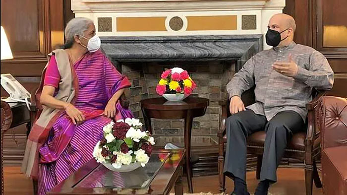 Indian Finance Minister Nirmala Sitharaman and Sri Lankan high commissioner Milinda Moragoda