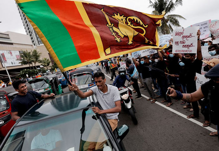 Protestors shouts slogans against Sri Lanka President Gotabaya Rajapaksa near the Presidential Secretariat