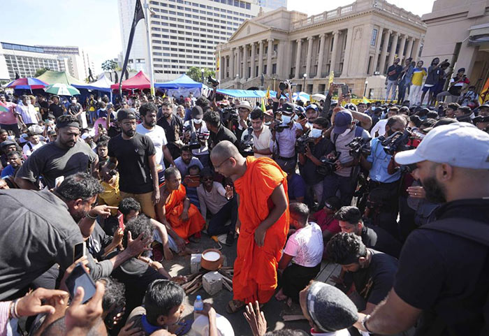 Sri Lankan protesters mark new year near president's office