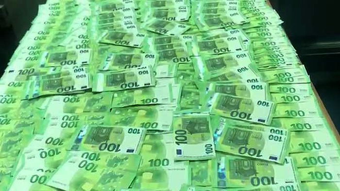 100 Euro notes found in Sri Lanka