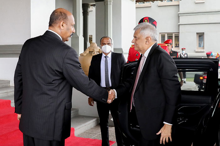 Sri Lanka President Ranil Wickremesinghe visits Defence Ministry