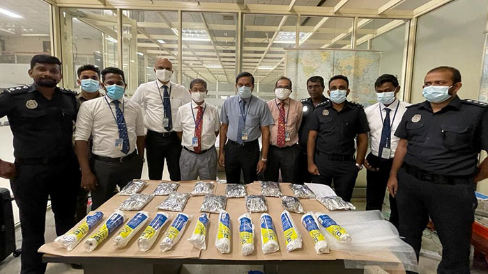 A Polish national arrested at Bandaranaike International Airport in Katunayake, Sri Lanka with cocaine haul worth Rs.245 Million