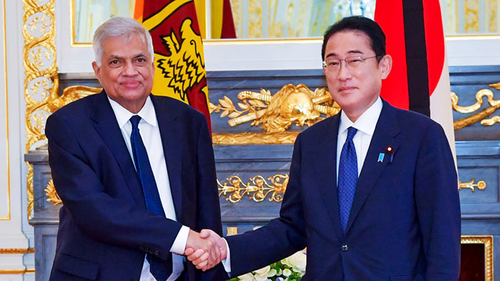 Sri Lankan President Ranil Wickremesinghe with Japanese Prime Minister Fumio Kishida