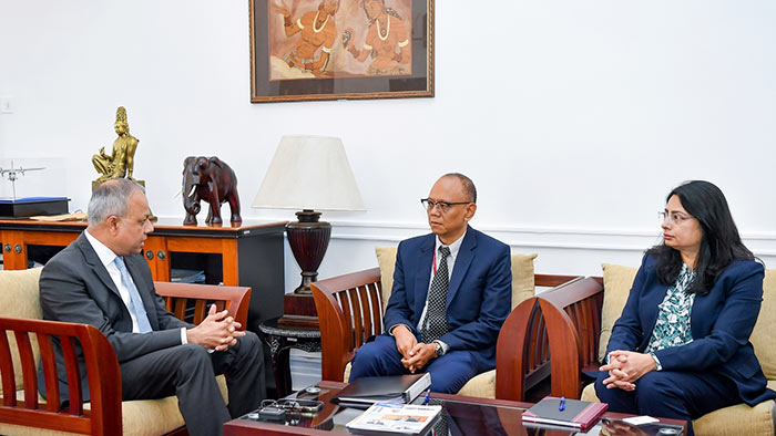 Sagala Ratnayake meets with IMF representatives