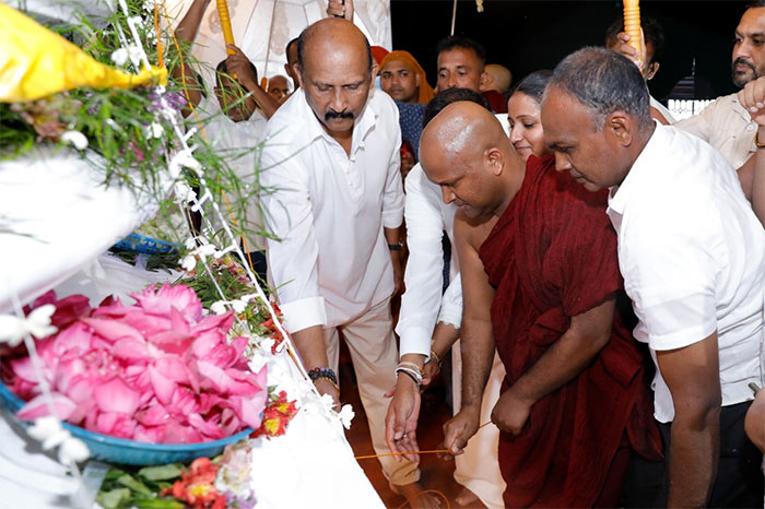 Defence Secretary General Kamal Gunaratne at Gangodawila Samadhi Vihara stupa