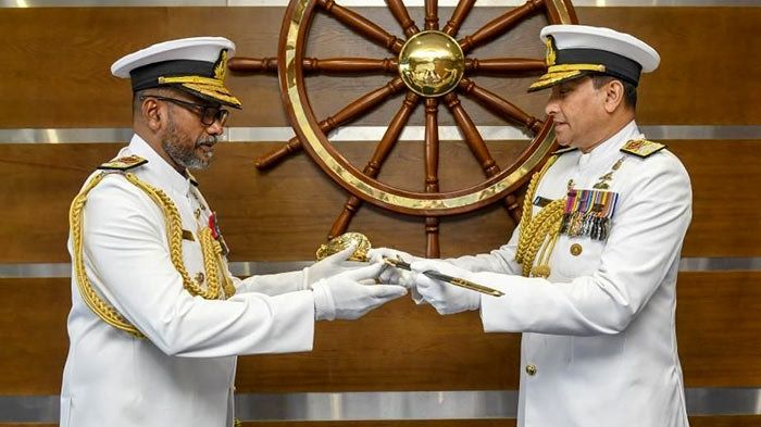 25th Commander of the Sri Lanka Navy Priyantha Perera with Admiral Nishantha Ulugetenne