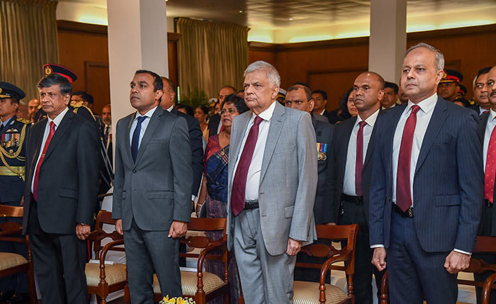 Premitha Bandara Tennakoon, Ranil Wickremesinghe with Sagala Ratnayaka