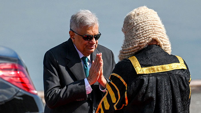 Sri Lanka President Ranil Wickremesinghe with Speaker Mahinda Yapa Abeywardena