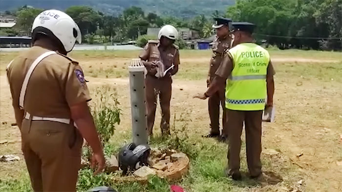 Sri Lanka Police investigate the accident in Badulla