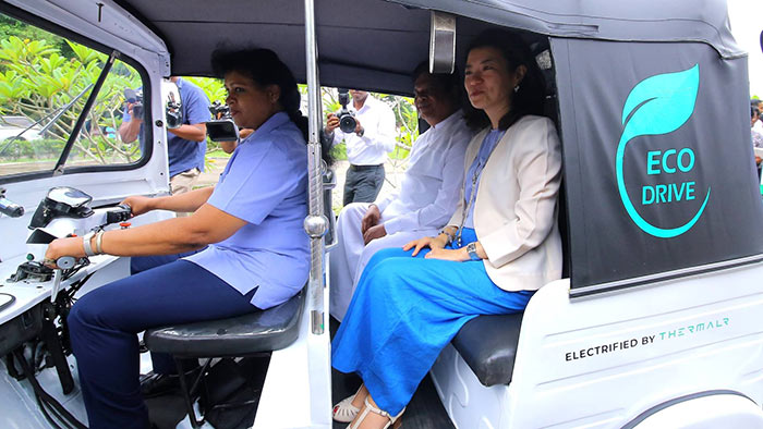 Electric three-wheeler in Sri Lanka