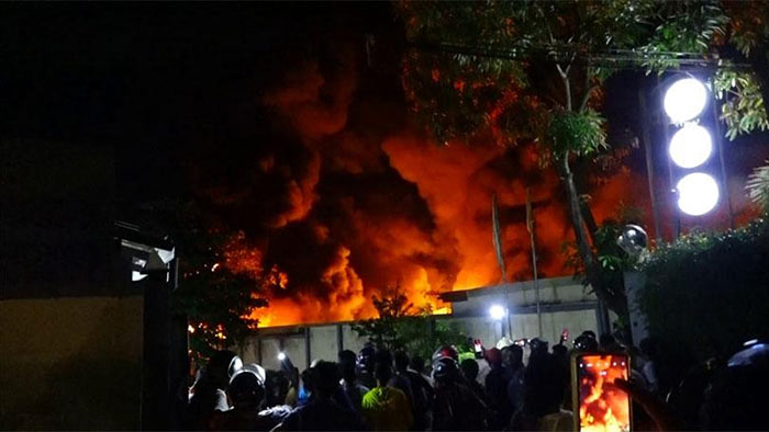Massive fire reported at a factory in Homagama Industrial Zone Sri Lanka