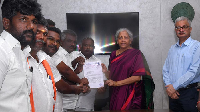 Country boat fishermen meet Union Finance Minister Nirmala Sitharaman in Rameswaram