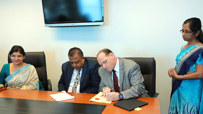 RM Parks signs petroleum agreement with Sri Lanka