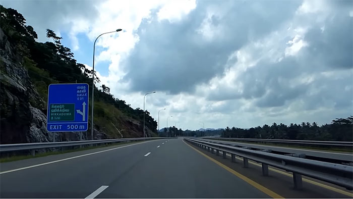 Southern Expressway in Sri Lanka
