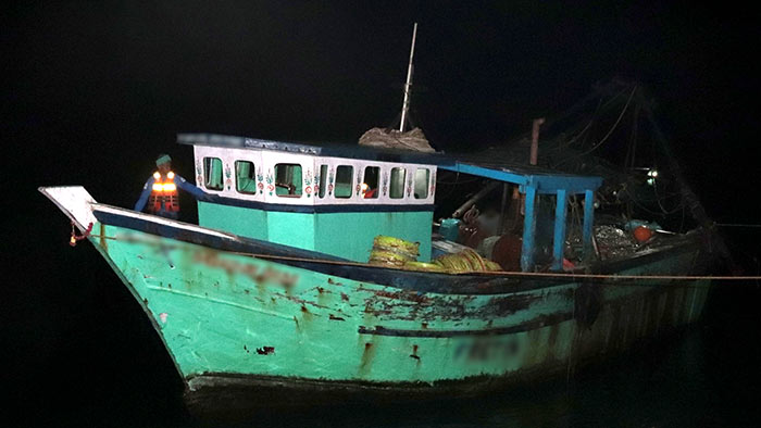 2 fishing trawlers seized for poaching in Sri Lankan waters