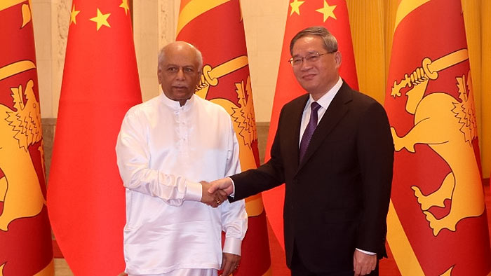Chinese Prime Minister Li Qiang and Sri Lankan Prime Minister Dinesh Gunawardena