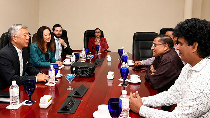 Donald Lu held discussion with National People's Power