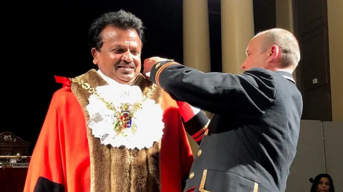Elango Elavalakan becomes mayor of a British town