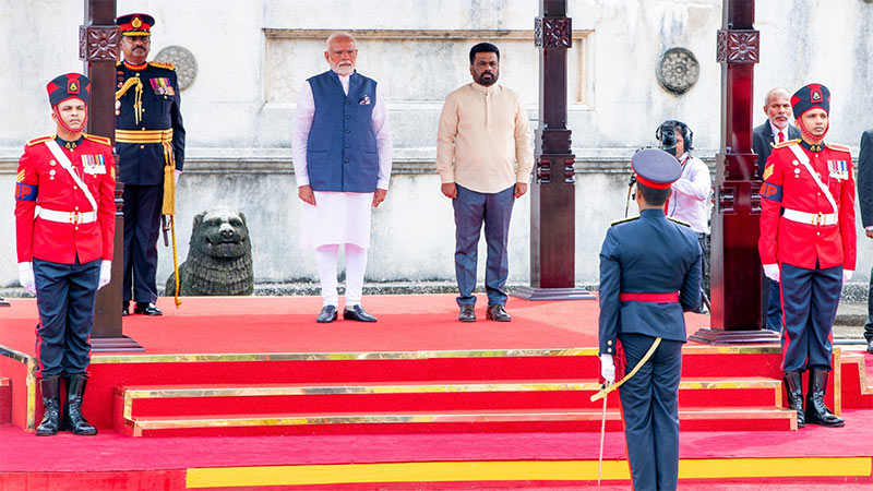 Indian Prime Minister Narendra Modi with Sri Lankan President Anura Kumara Dissanayake