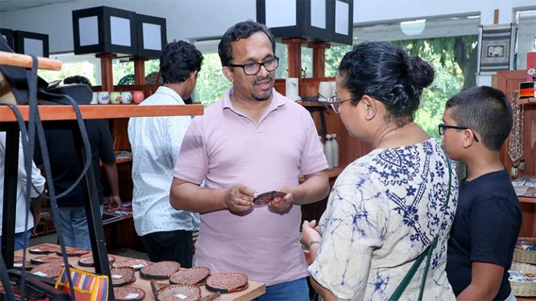 Minister Sunil Handunnetti inspecting the Sigiriya Craft Village during a tour