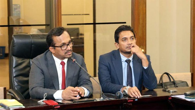 Minister Sunil Handunnetti and Deputy Minister Chathuranga Abeysinghe