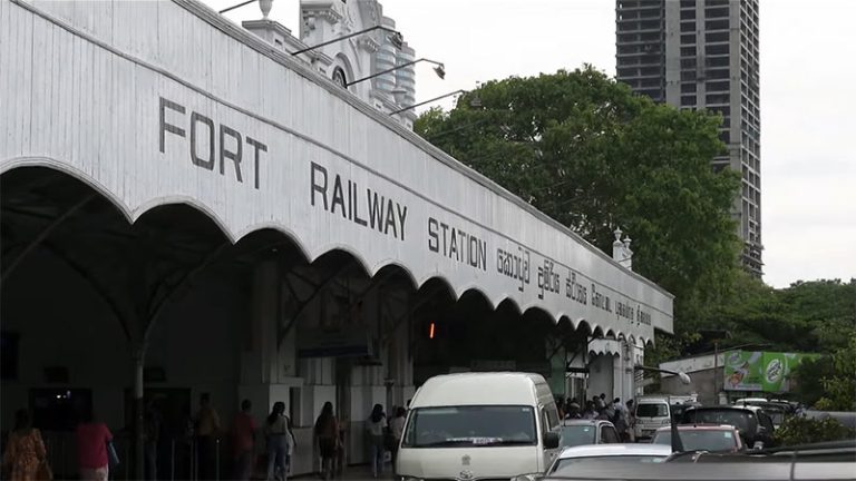 Fort Railway Station in Colombo, Sri Lanka