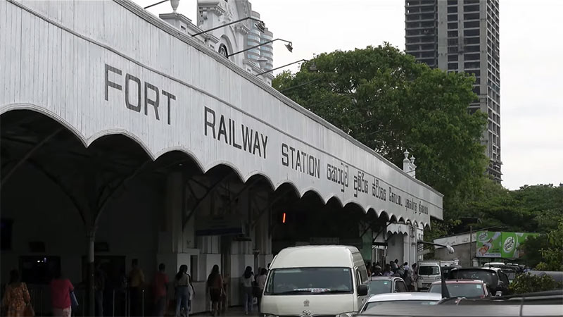 Fort Railway Station in Colombo, Sri Lanka