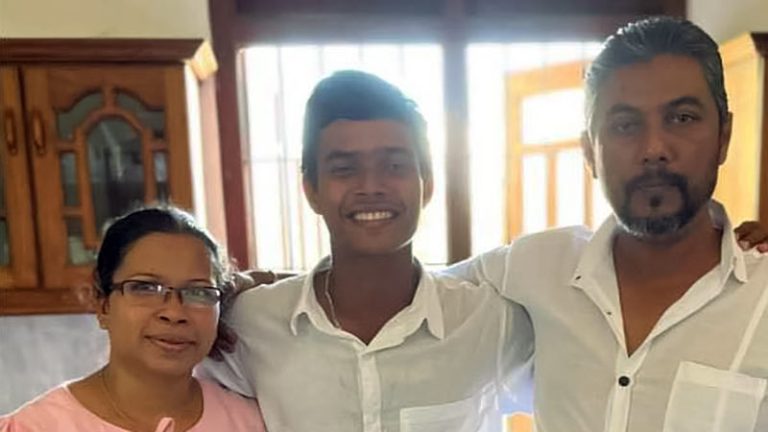 Dunith Wellalage family