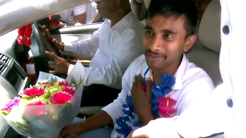 Police officer granted bail in Mount Lavinia court assault case