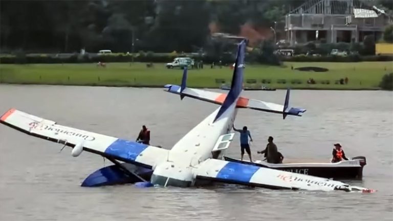 Seaplane crashes into Gregory Lake in Nuwara Eliya, Sri Lanka
