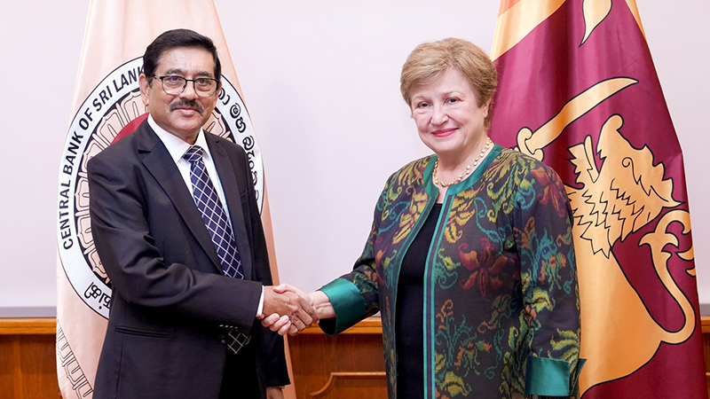 Kristalina Georgieva, IMF Managing Director, shakes hands with Central Bank of Sri Lanka Governor Dr. Nandalal Weerasinghe
