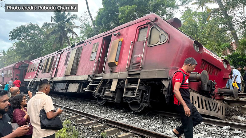 Sagarika derailment near Wadduwa disrupts coastal line