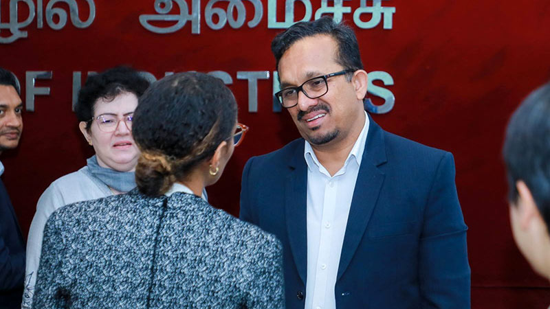 Minister Sunil Handunnetti