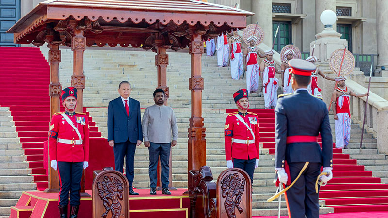 Vietnamese President To Lam officially welcomed in Sri Lanka