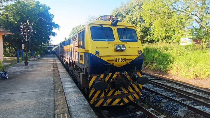 Yal Devi train